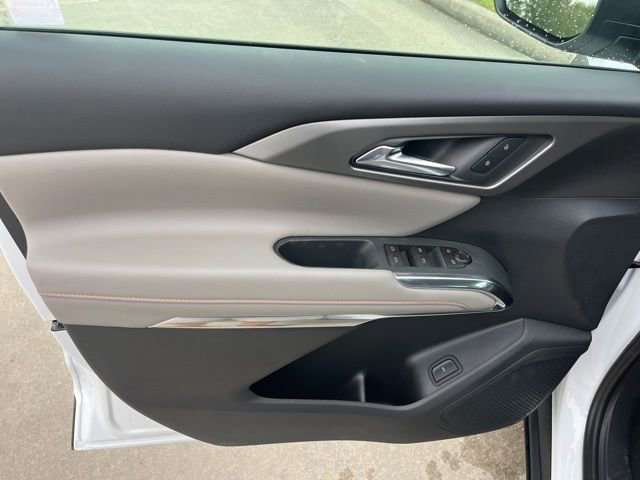 New 2026 Chevrolet Traverse LT image 14