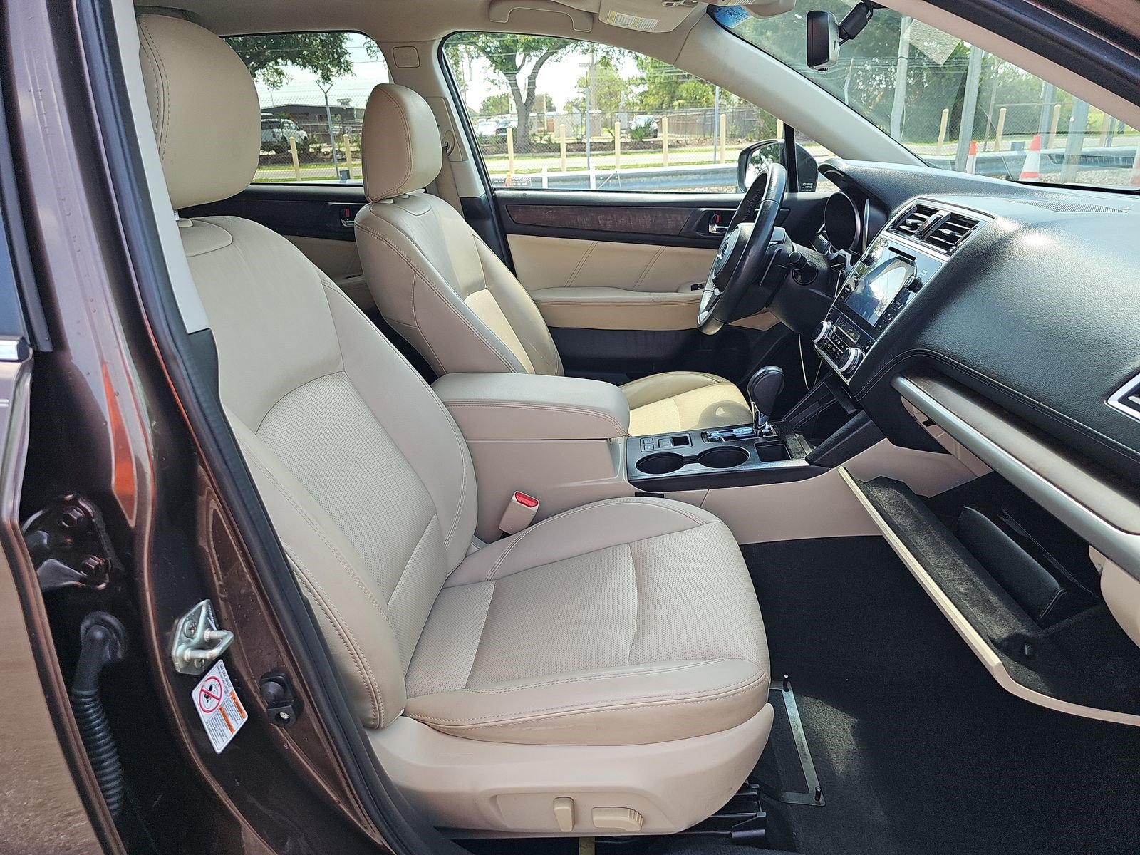 Used 2019 Subaru Outback 2.5i Limited AWD/4WD image 13