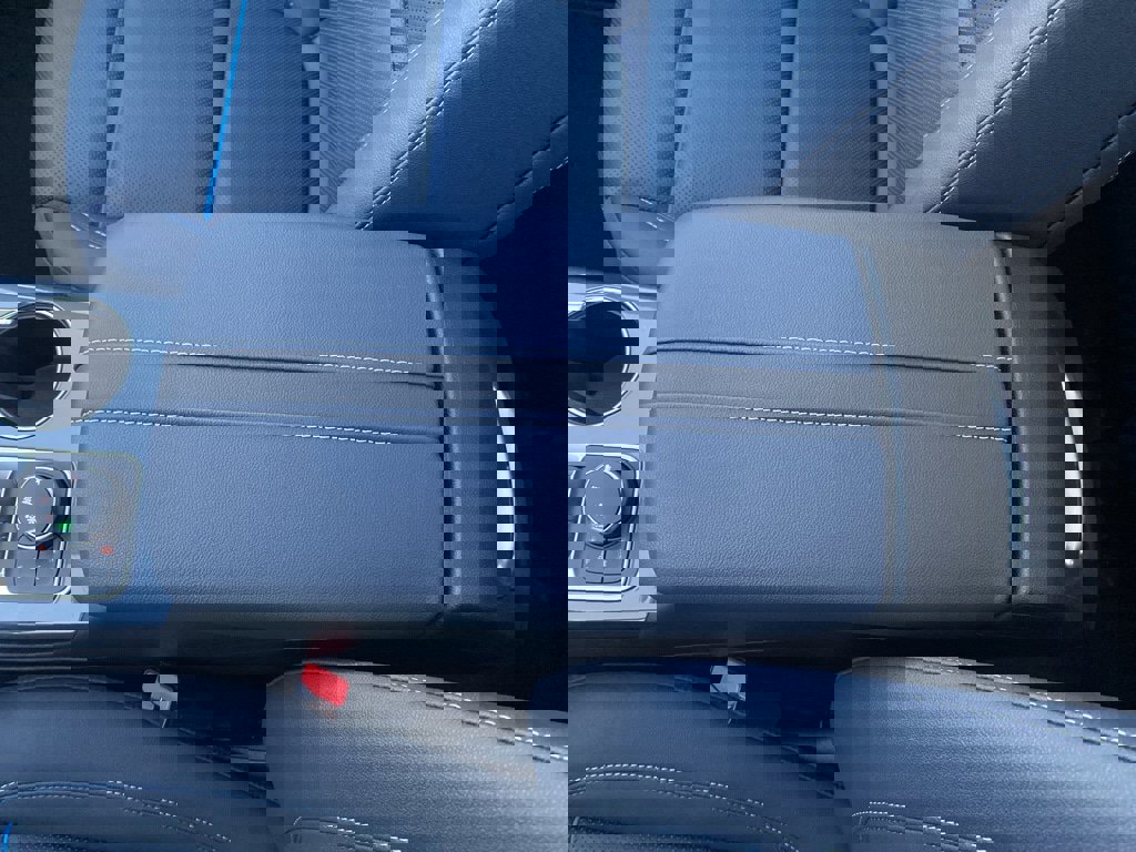 New 2026 Chevrolet Blazer RS w/ Enhanced Convenience Package image 32