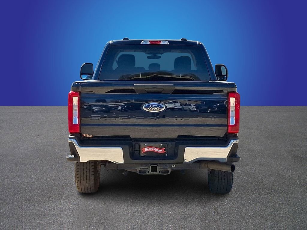 Used 2025 Ford F250 XLT AWD/4WD image 5