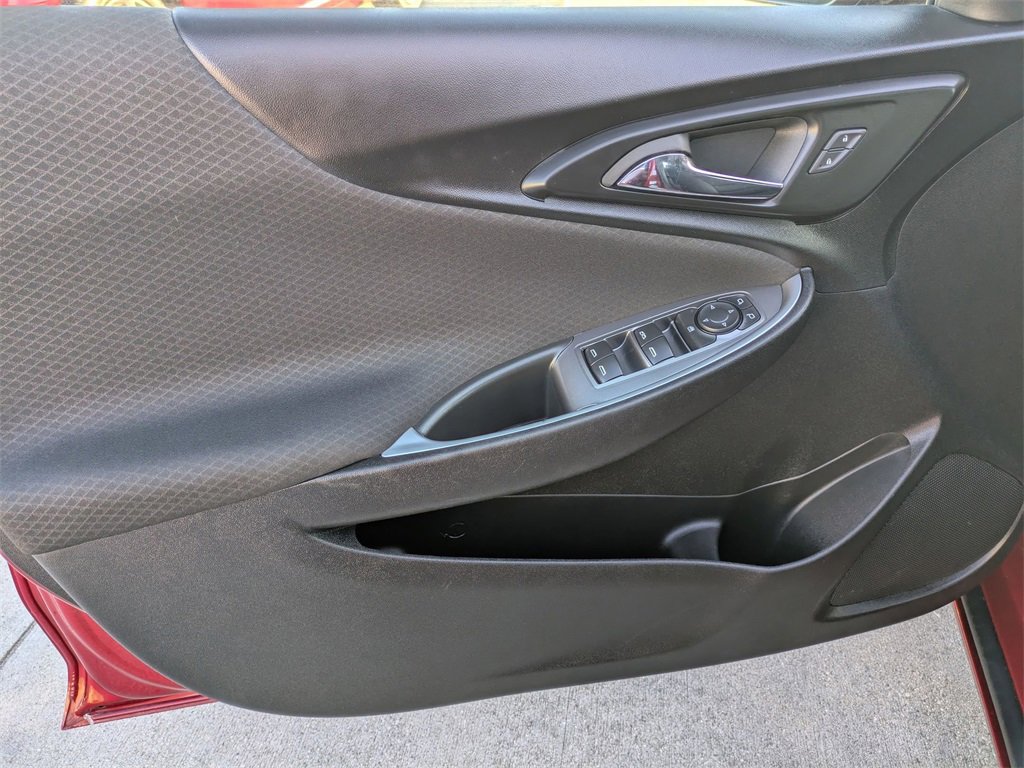 Used 2024 Chevrolet Malibu LT image 11