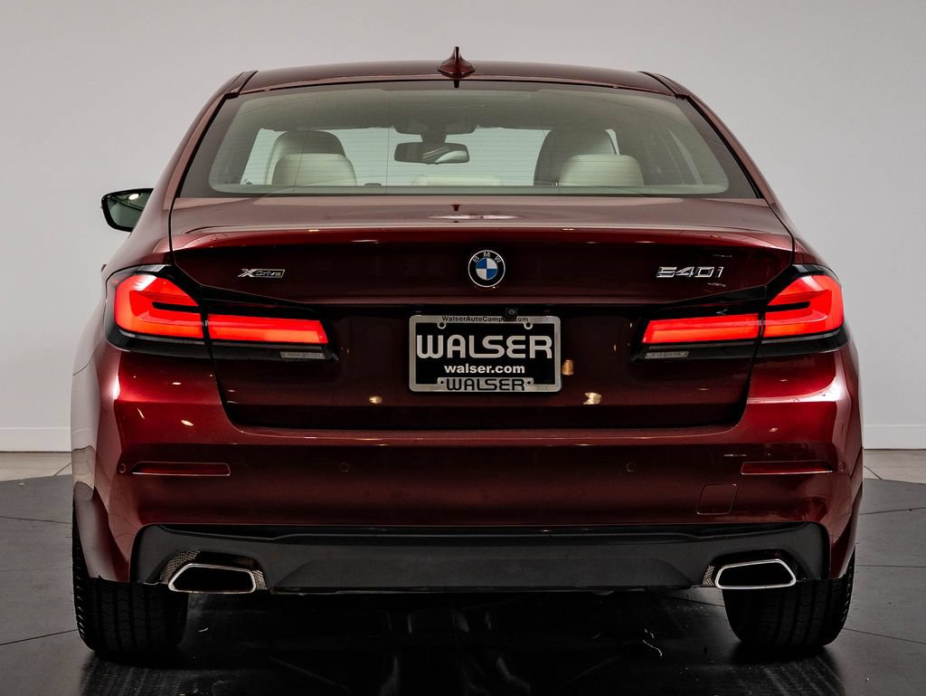 Used 2023 BMW 540i xDrive w/ Executive Package AWD/4WD image 7