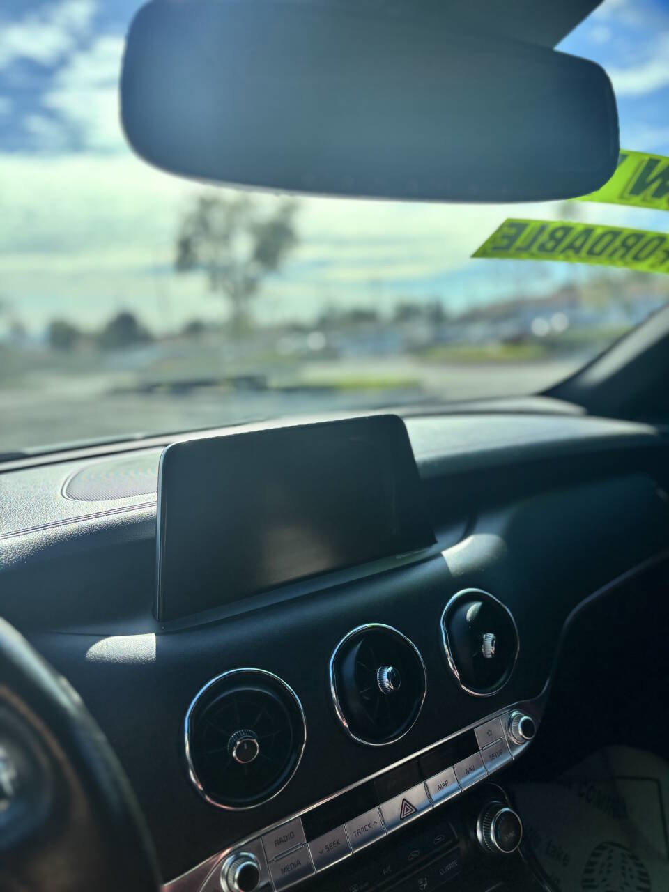 Used 2018 Kia Stinger GT2 image 14