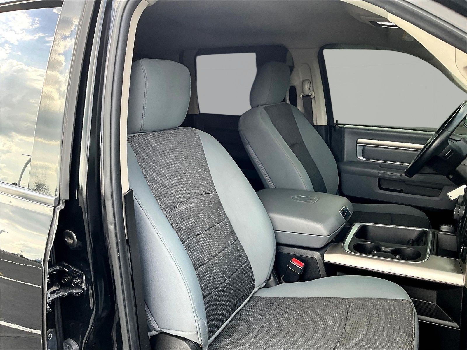 Used 2019 RAM 1500 Lone Star RWD image 29