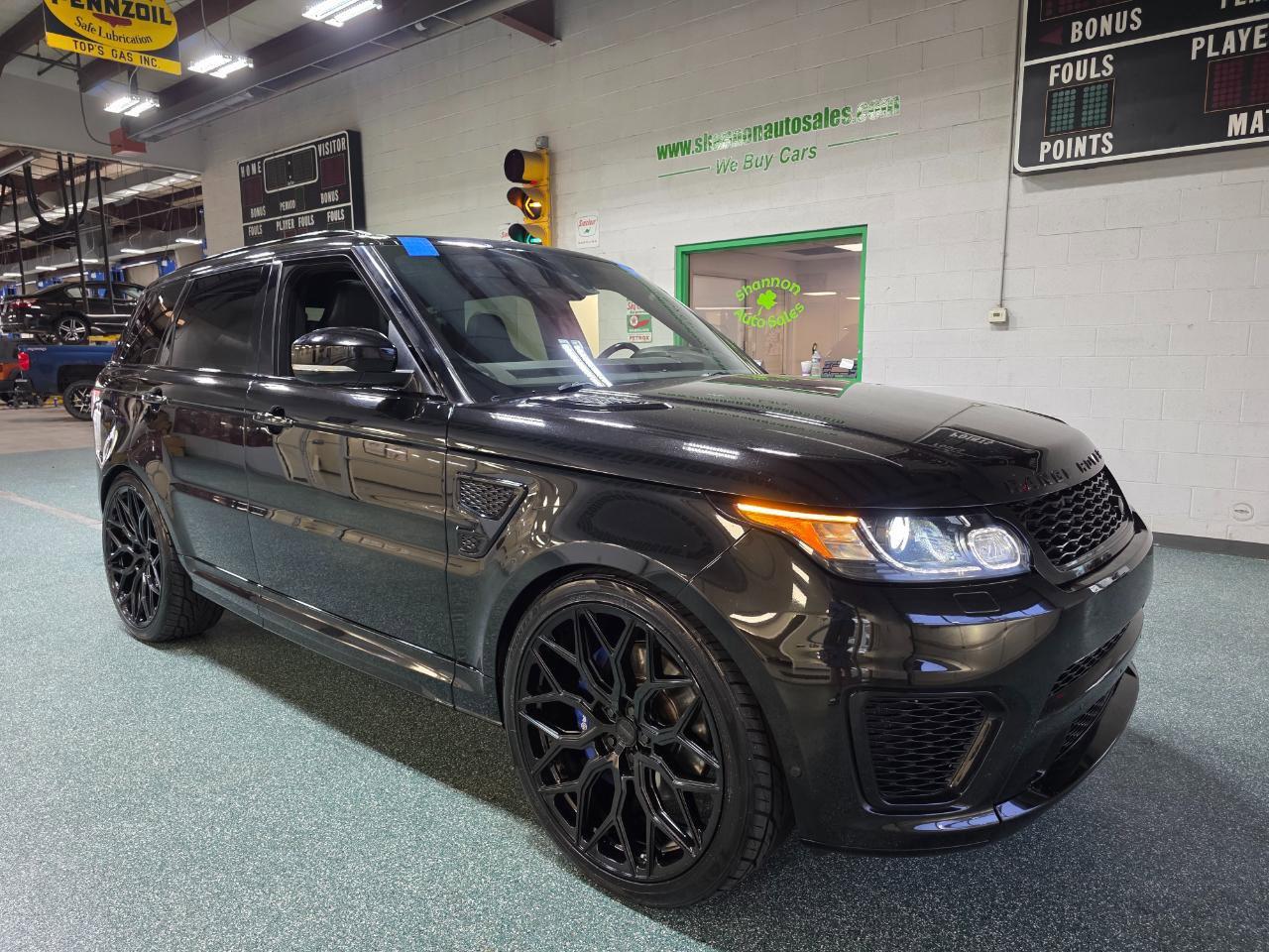 Used 2016 Land Rover Range Rover Sport SVR AWD/4WD image 4