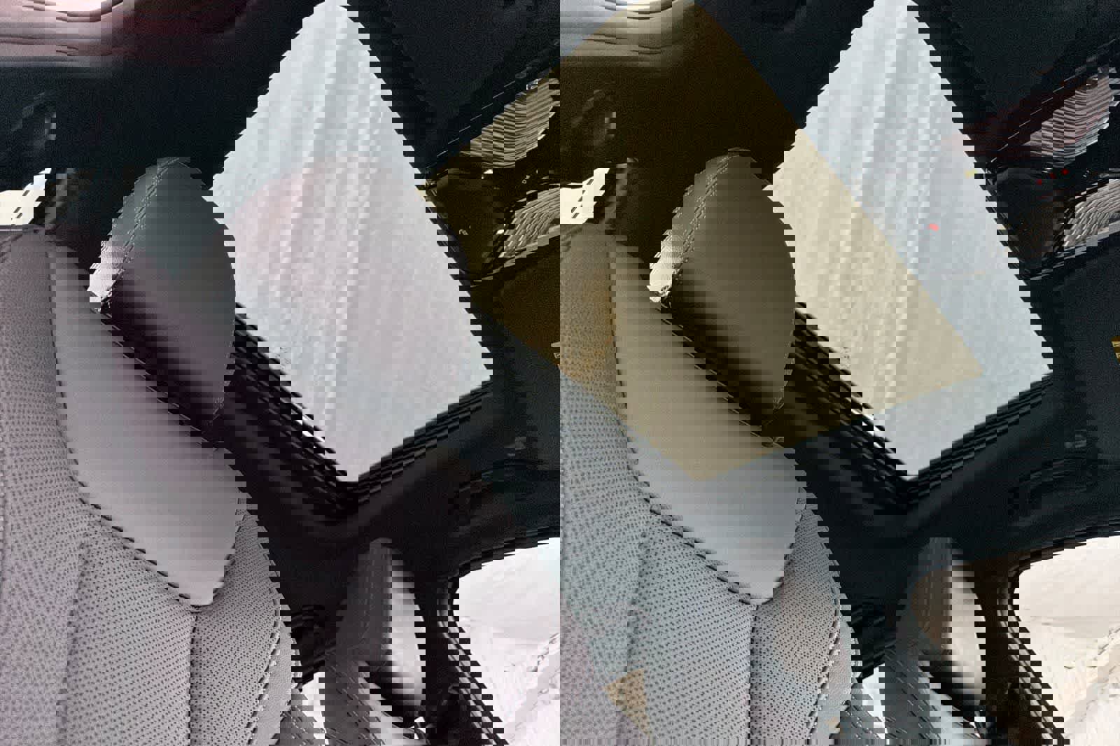 Used 2023 BMW 330i Sedan w/ M Sport Package image 16