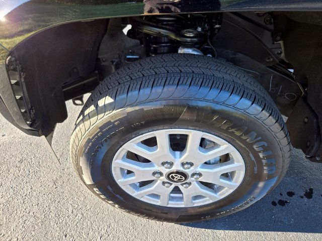 Used 2026 Toyota Tacoma SR5 AWD/4WD image 23