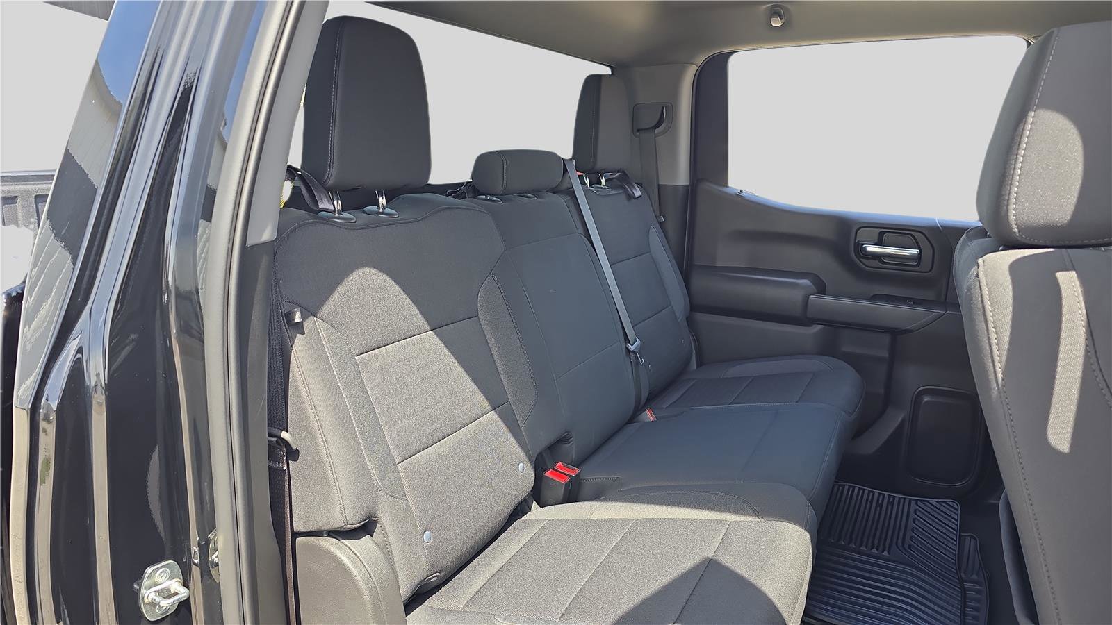 Used 2023 Chevrolet Silverado 1500 Custom AWD/4WD image 17