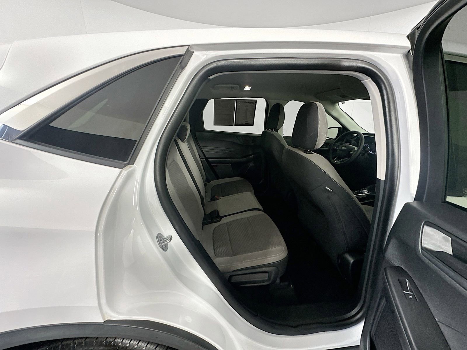 Used 2022 Ford Escape SE FWD image 24