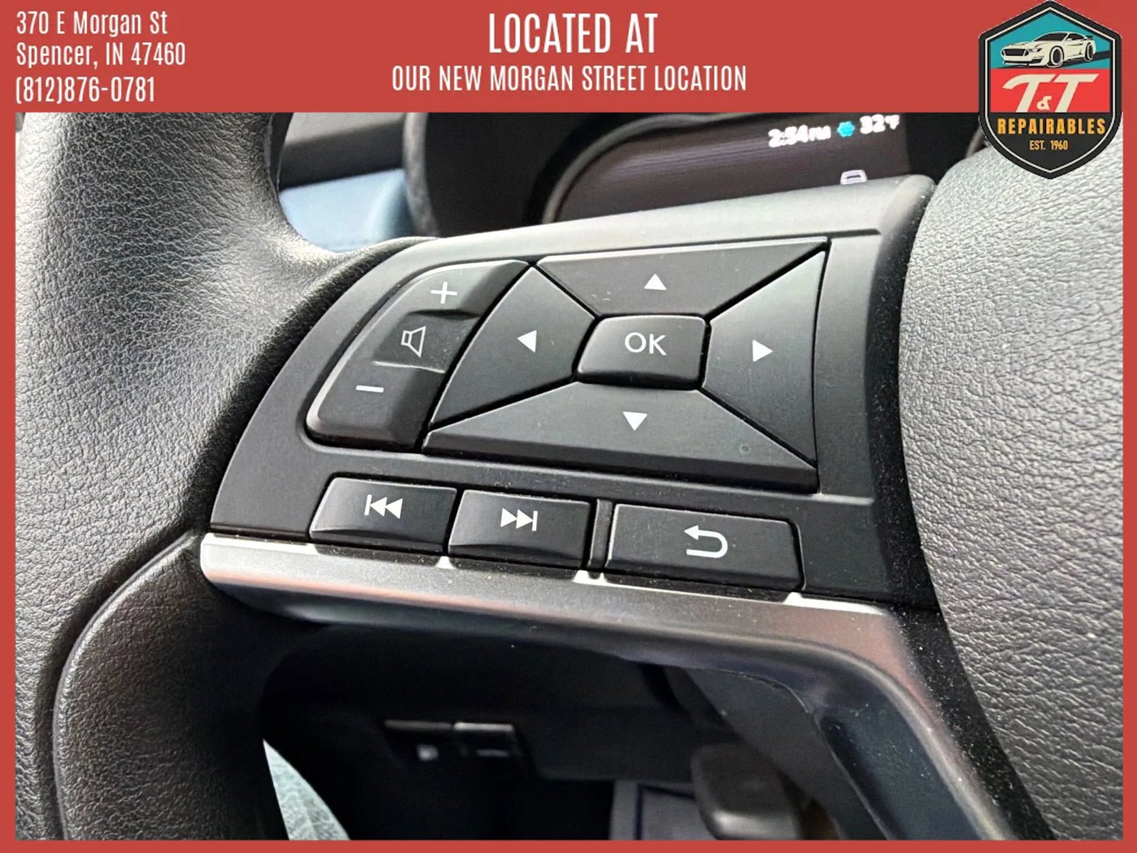 Used 2025 Nissan Versa SV image 41