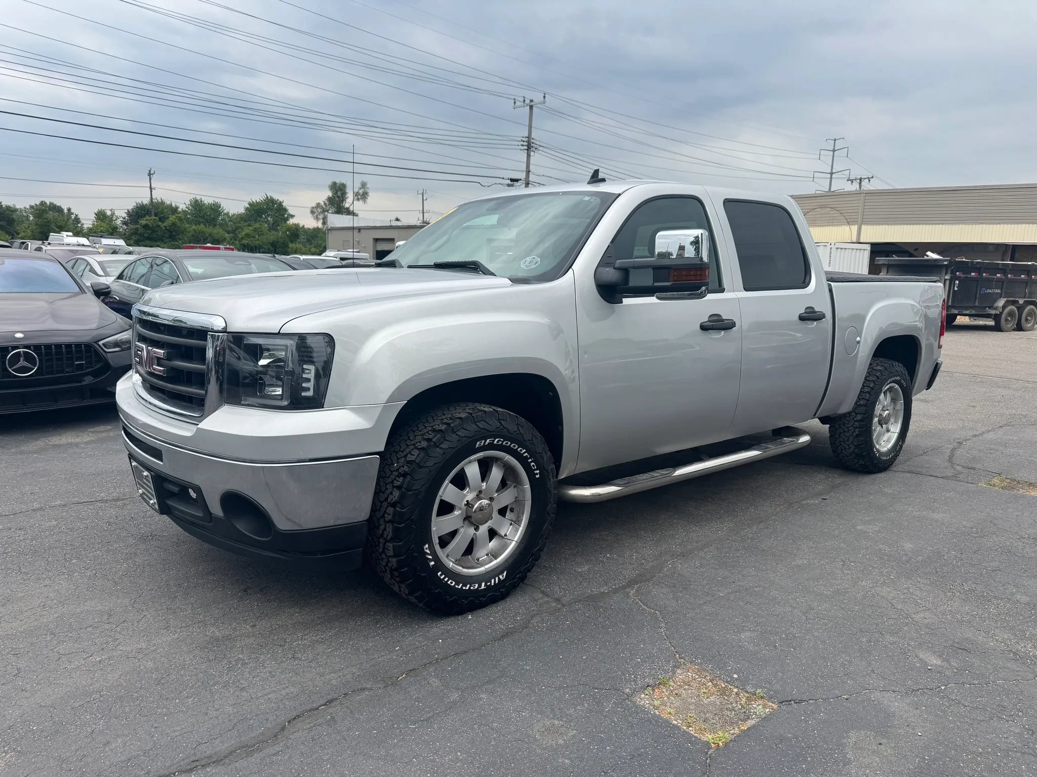 Used 2010 GMC Sierra 1500 SLE w/ Power Pack Plus RWD image 3