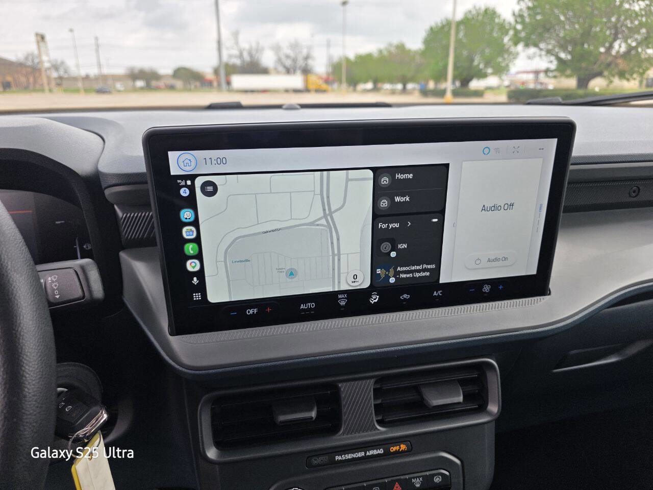 Used 2025 Ford Maverick XL w/ Equipment Group 102A image 26