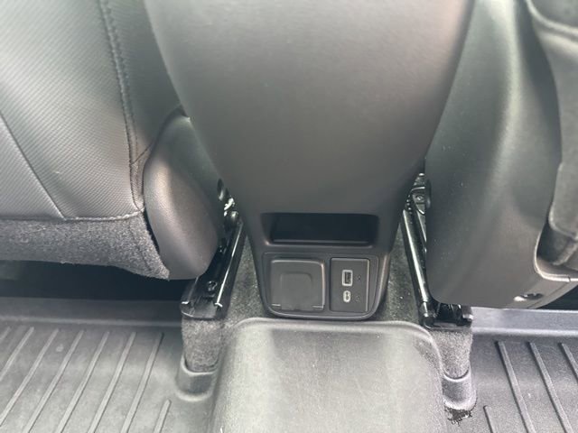 Used 2023 Chevrolet TrailBlazer RS w/ Sun and Liftgate Package image 14