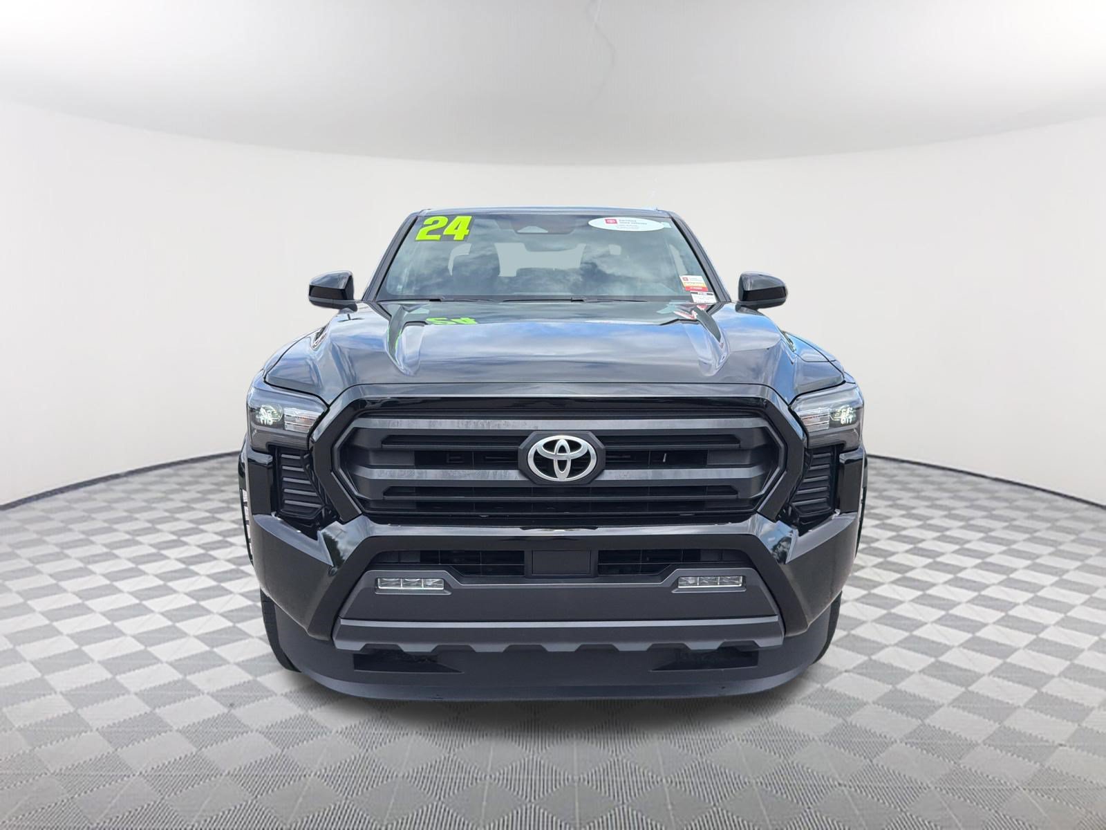 Certified 2024 Toyota Tacoma SR5 AWD/4WD video 2