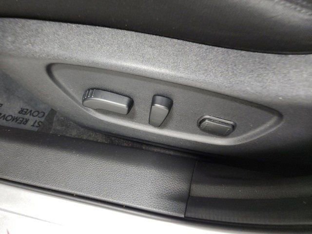 Used 2020 Nissan Rogue SV image 21