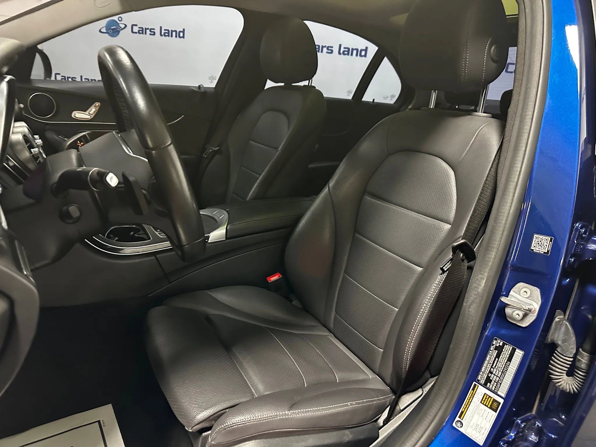 Used 2019 Mercedes-Benz C 300 Sedan w/ Parking Assistance Package image 11