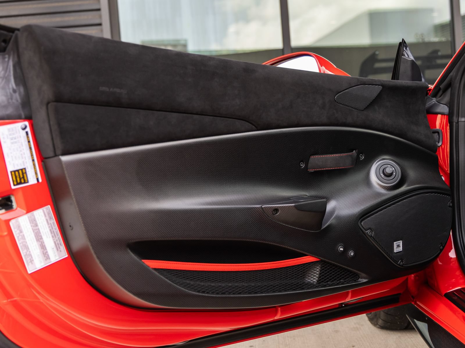 Used 2020 Ferrari 488 Pista Spider RWD image 39