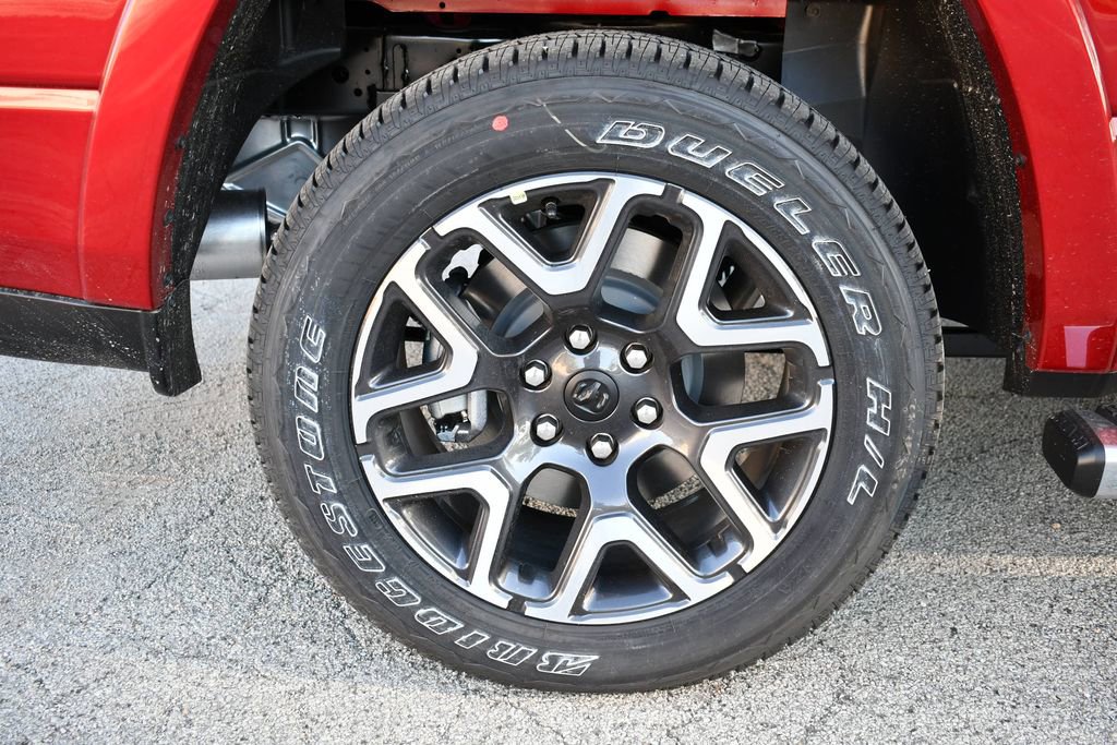 New 2026 RAM 1500 Laramie w/ Sport Appearance Package AWD/4WD image 7
