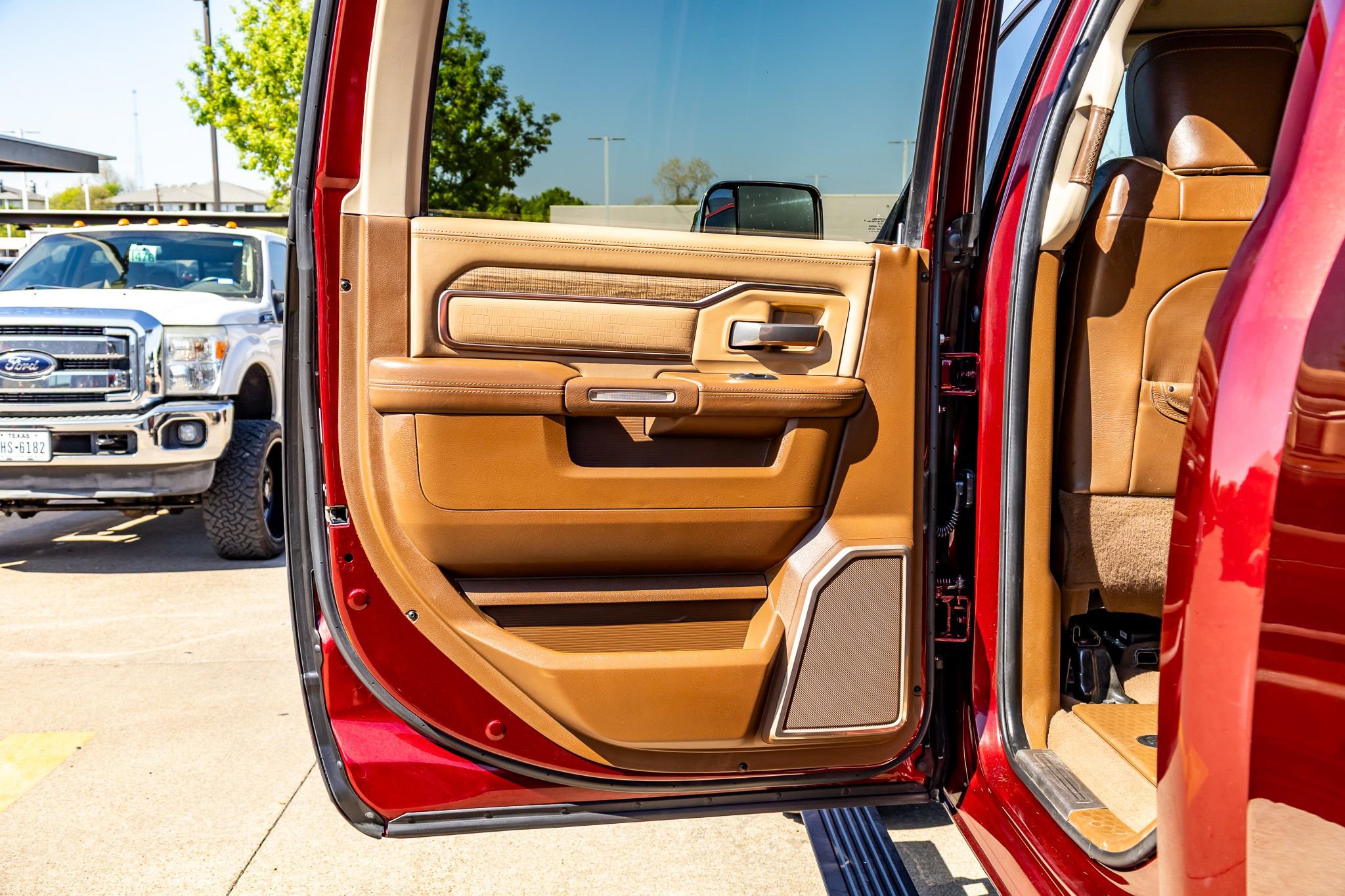 Used 2019 RAM 3500 Limited image 36