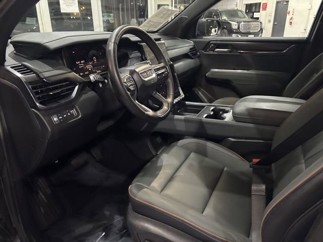 Used 2024 GMC Acadia AT4 w/ Luxury Package image 14
