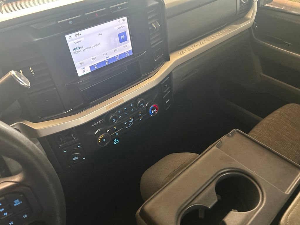 Used 2024 Ford F350 XLT AWD/4WD image 55