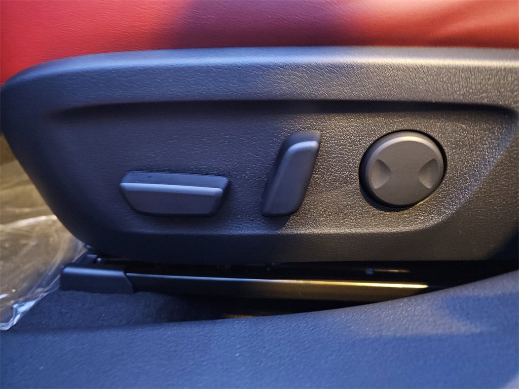 New 2026 MAZDA MAZDA3 Carbon image 30