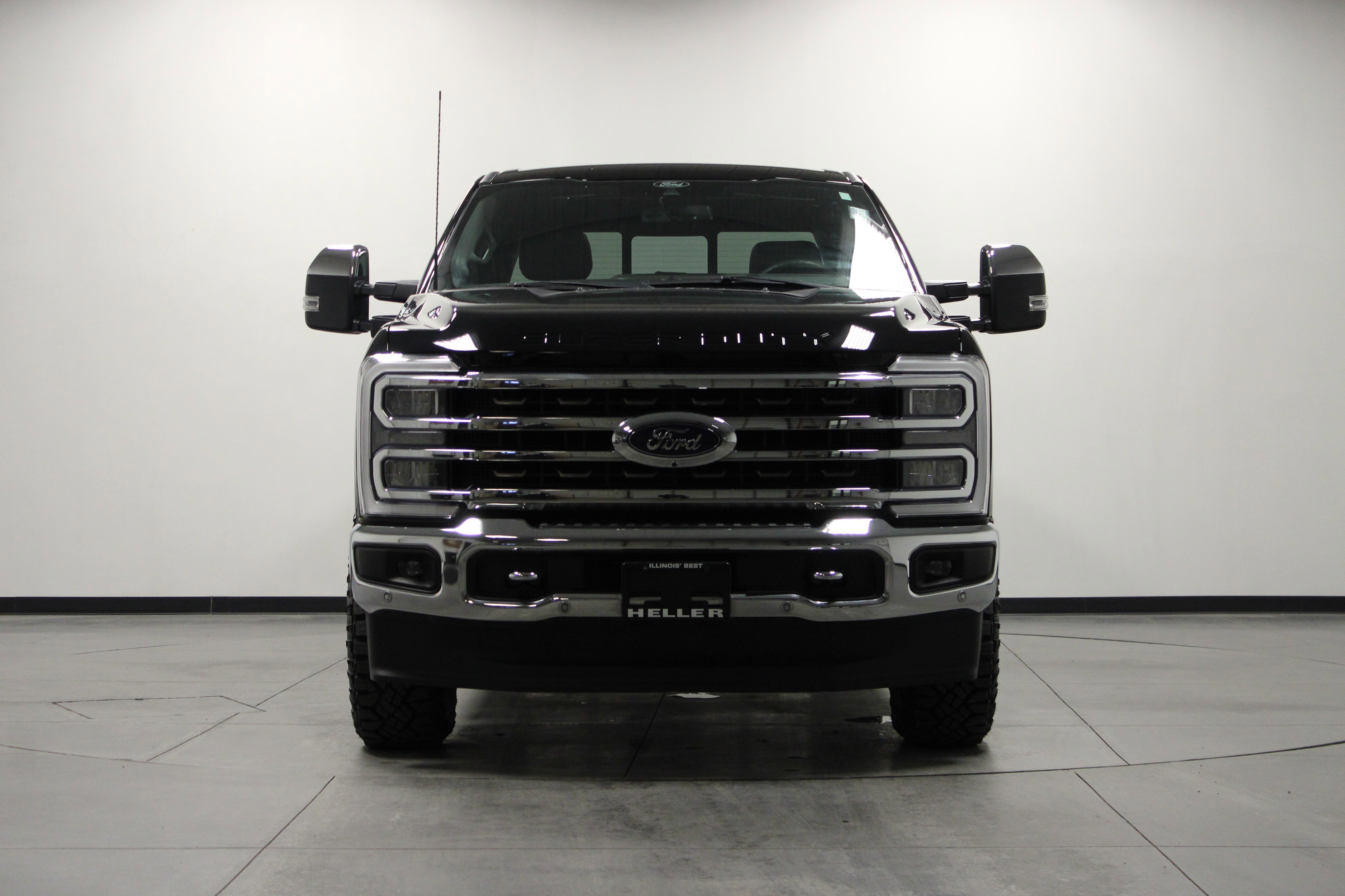 Used 2024 Ford F250 King Ranch w/ Chrome Package image 9