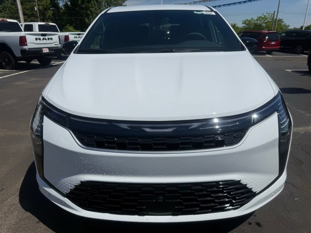New 2027 Chrysler Pacifica Select w/ Family Tech Group FWD image 9