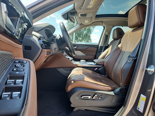 Certified 2024 Acura MDX w/ Advance Package AWD/4WD image 14