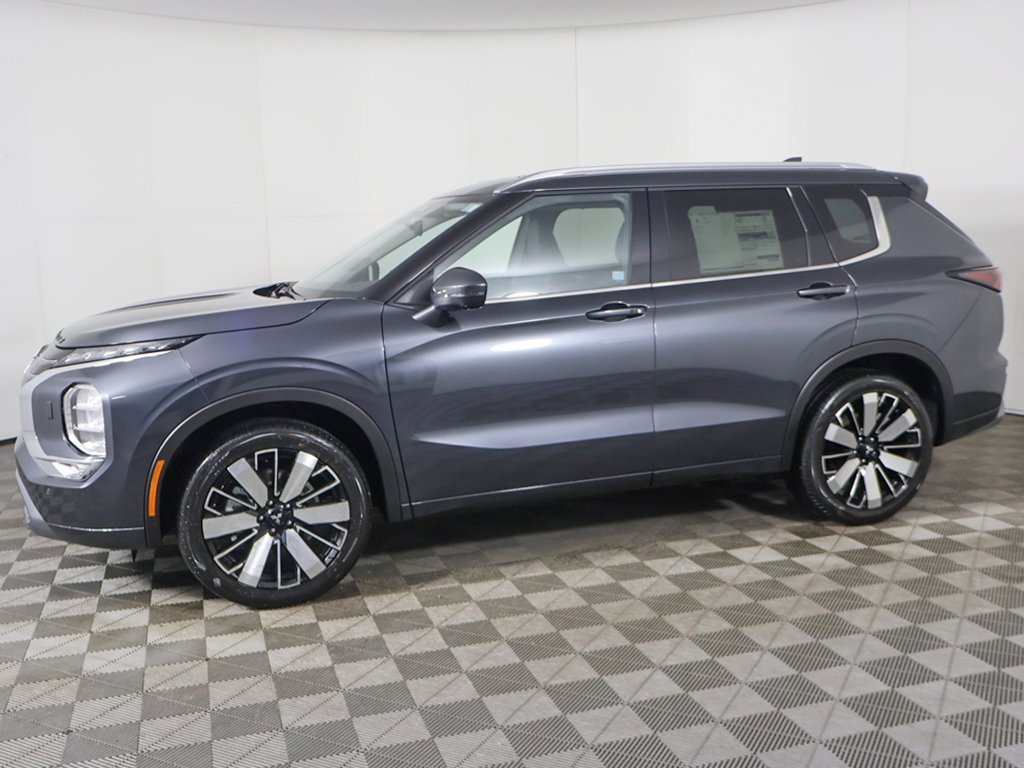 New 2026 Mitsubishi Outlander SEL image 22