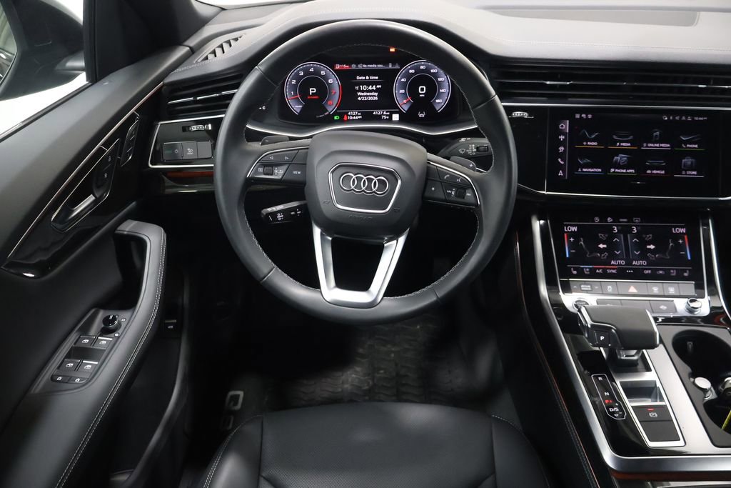 Used 2025 Audi Q8 Premium Plus w/ Premium Plus Package AWD/4WD image 16