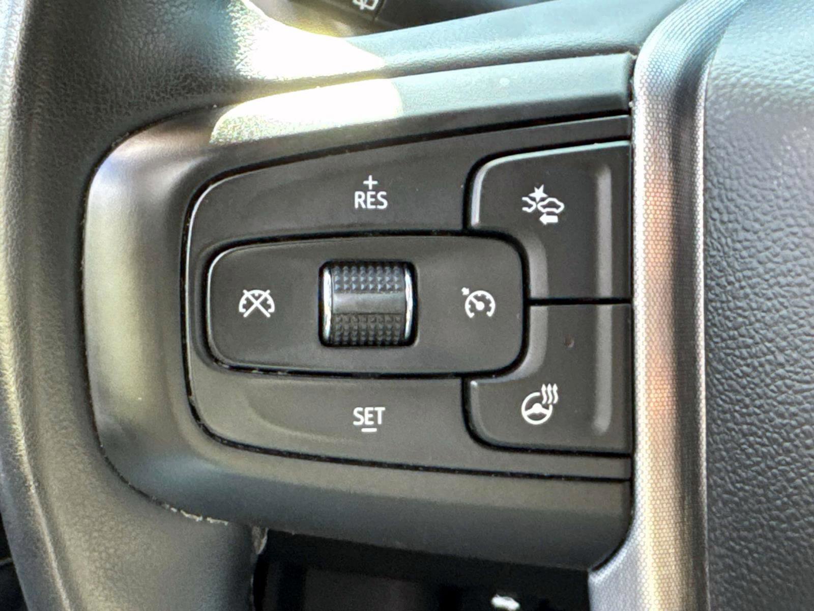 Certified 2023 GMC Yukon SLT w/ SLT Luxury Package image 23