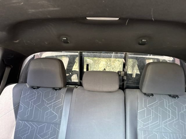 Used 2016 Toyota Tacoma TRD Off-Road AWD/4WD image 33