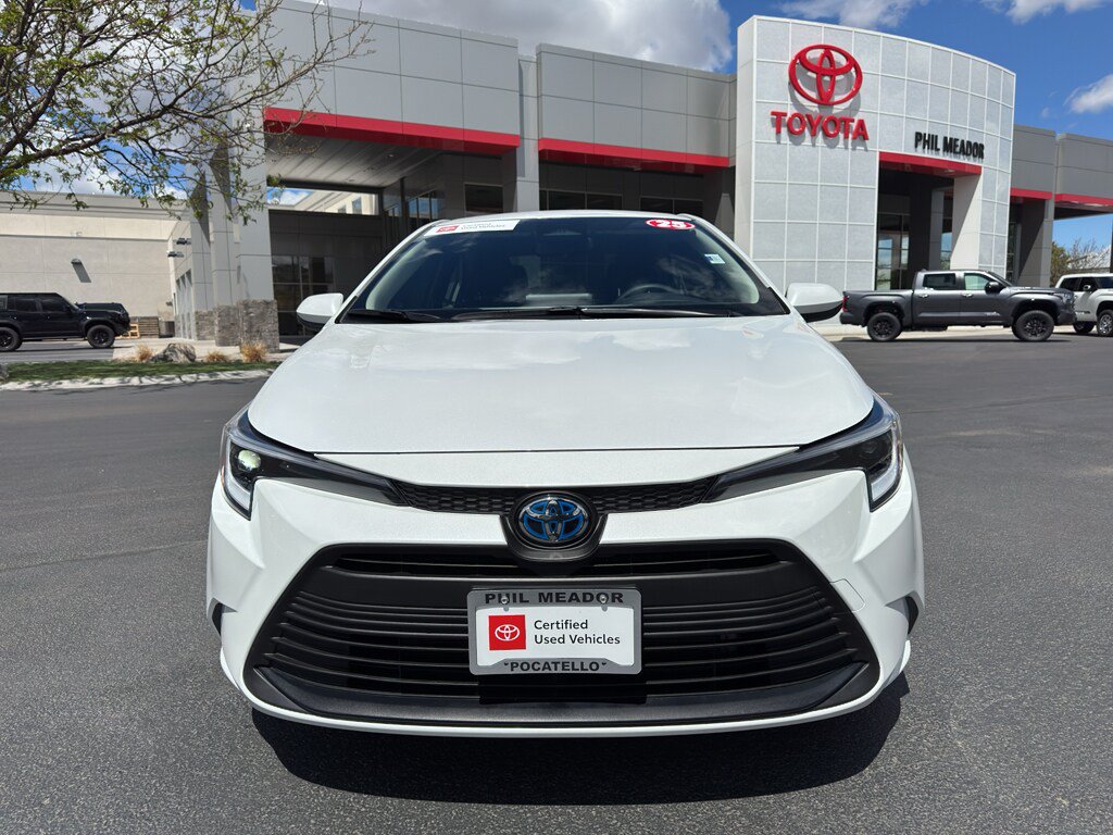 Used 2025 Toyota Corolla LE w/ LE Premium Package AWD/4WD image 8