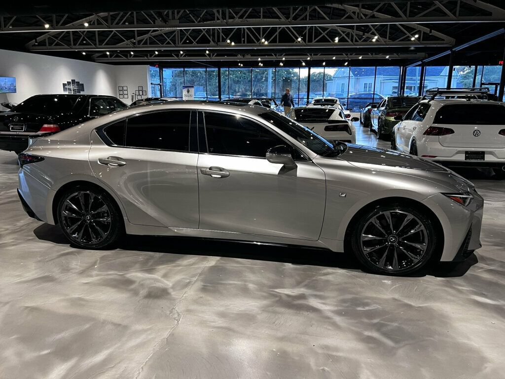 Used 2021 Lexus IS 350 F Sport RWD image 4