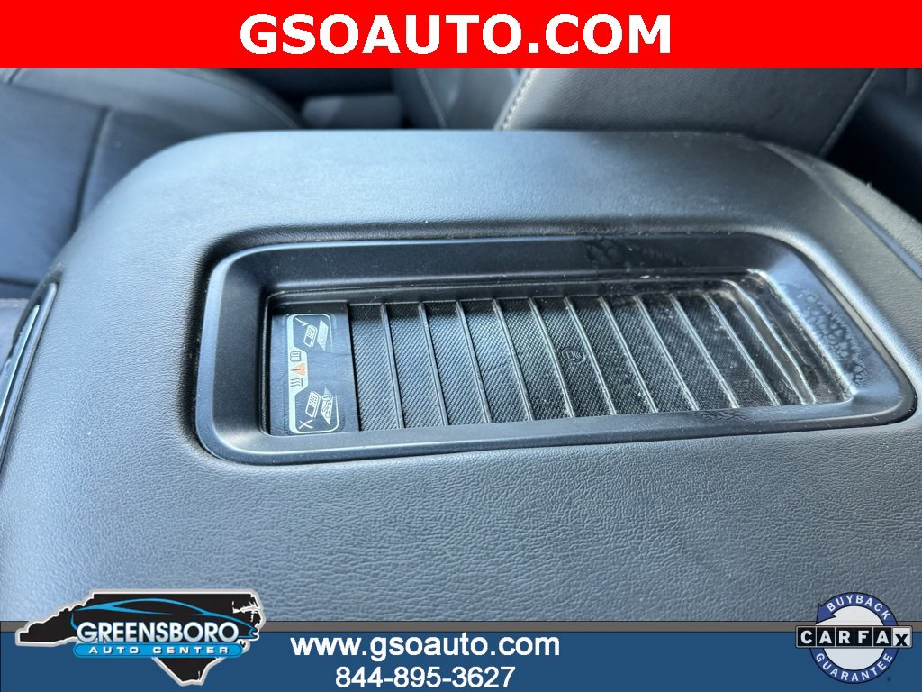 Used 2018 Chevrolet Suburban Premier image 21