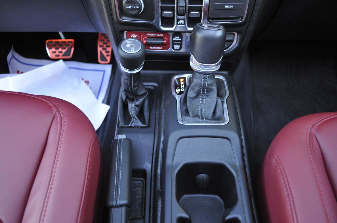 Used 2024 Jeep Wrangler Unlimited Rubicon 392 image 20