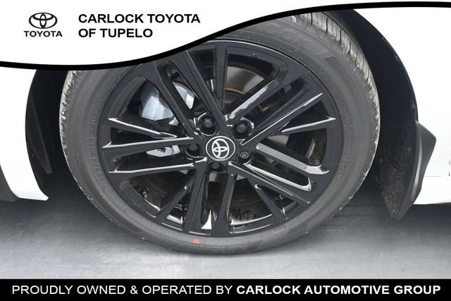 New 2026 Toyota Camry Hybrid FWD image 35