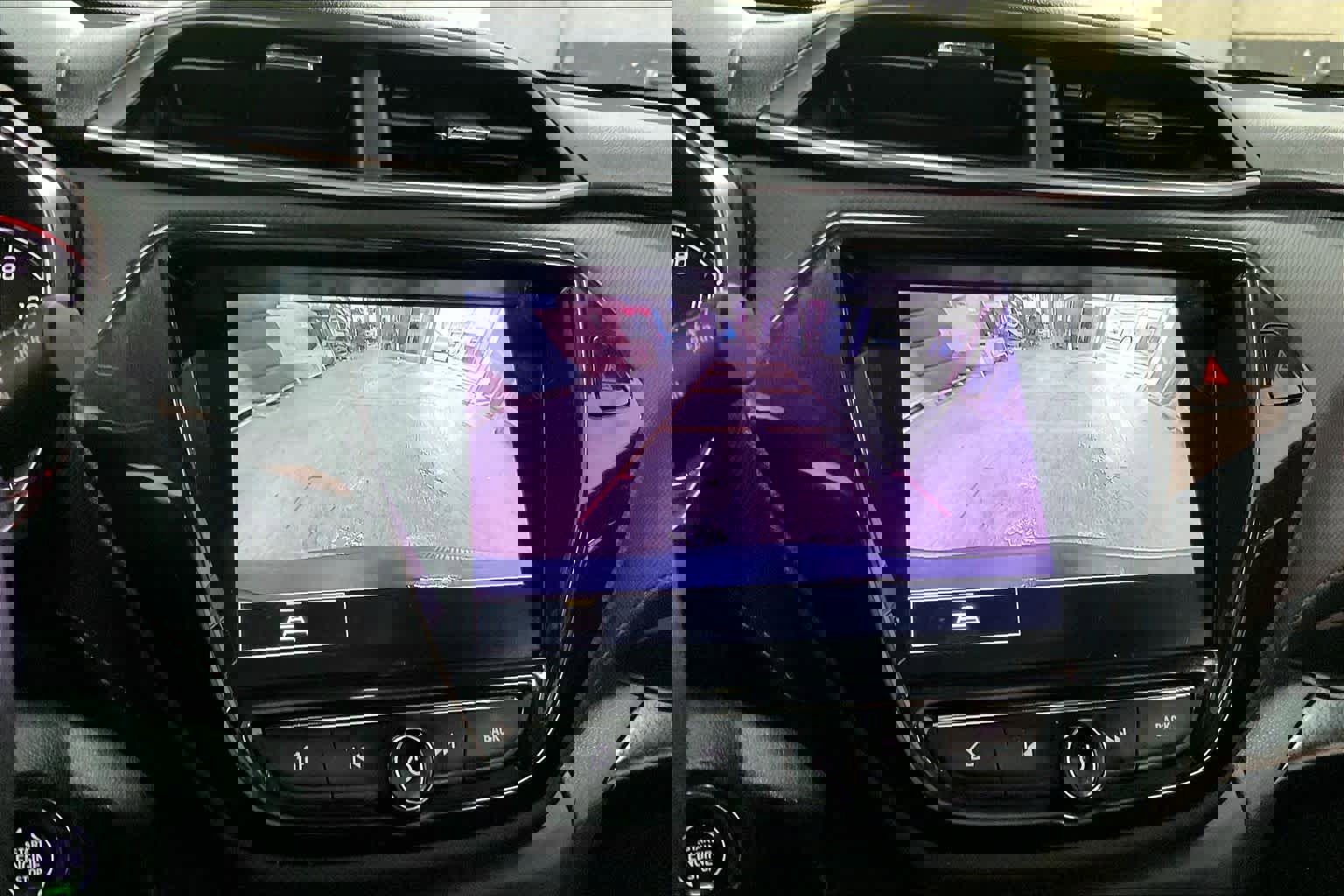 Used 2022 Chevrolet TrailBlazer RS w/ Sun and Liftgate Package image 23