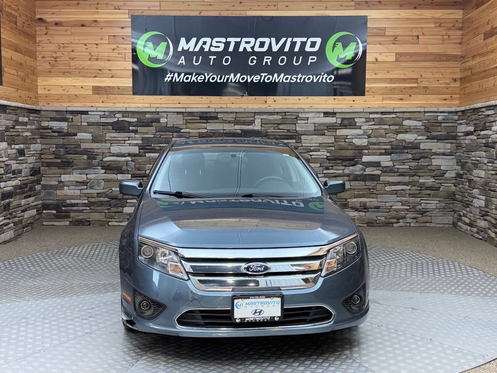 Used 2012 Ford Fusion SE FWD image 2