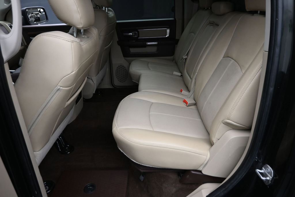Used 2018 RAM 2500 Laramie w/ Convenience Group AWD/4WD image 10