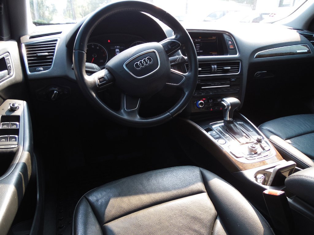 Used 2015 Audi Q5 2.0T Premium Plus w/ Technology Package image 8