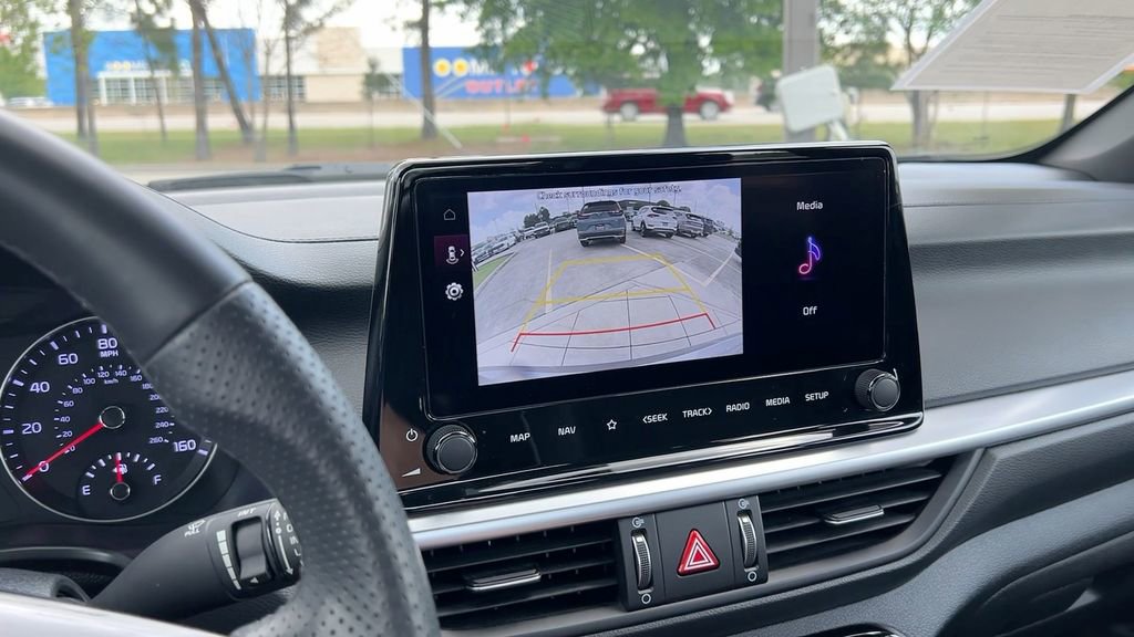 Used 2023 Kia Forte GT-Line image 27