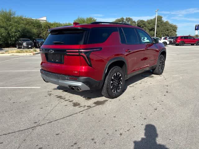 Used 2024 Chevrolet Traverse Z71 AWD/4WD image 5