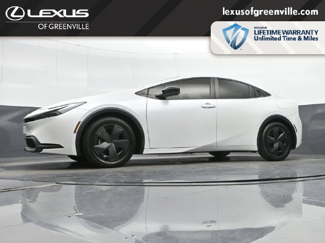 Used 2023 Toyota Prius LE FWD image 44