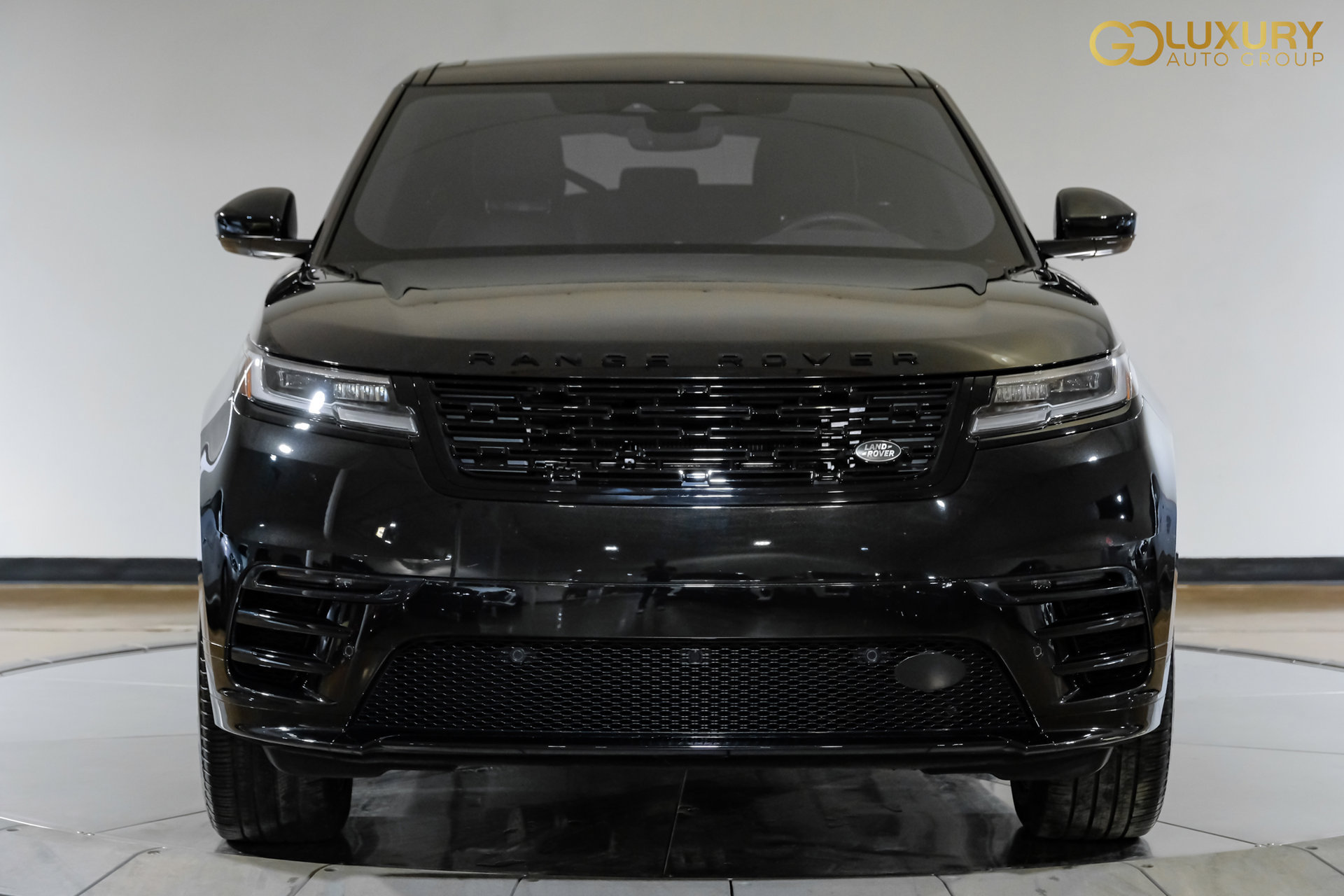Used 2025 Land Rover Range Rover Velar Dynamic SE AWD/4WD image 7