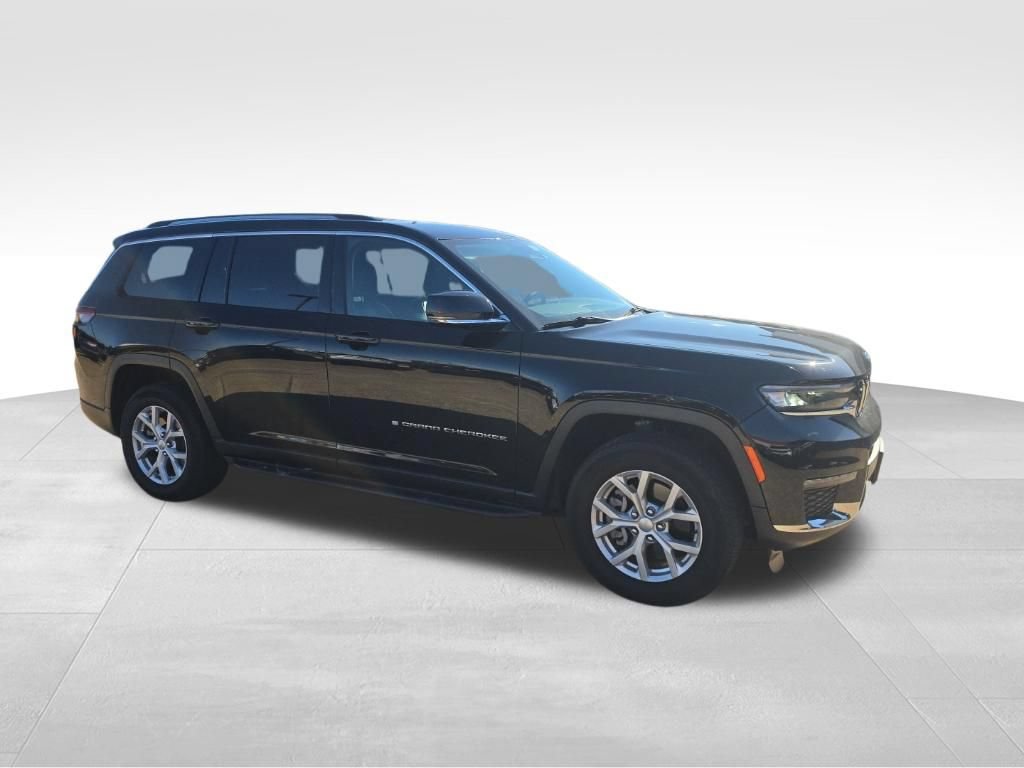 Used 2024 Jeep Grand Cherokee L Limited AWD/4WD image 5