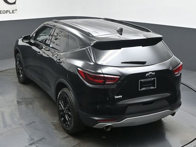 Used 2024 Chevrolet Blazer LT w/ LPO, Black Grille Bar Package image 41