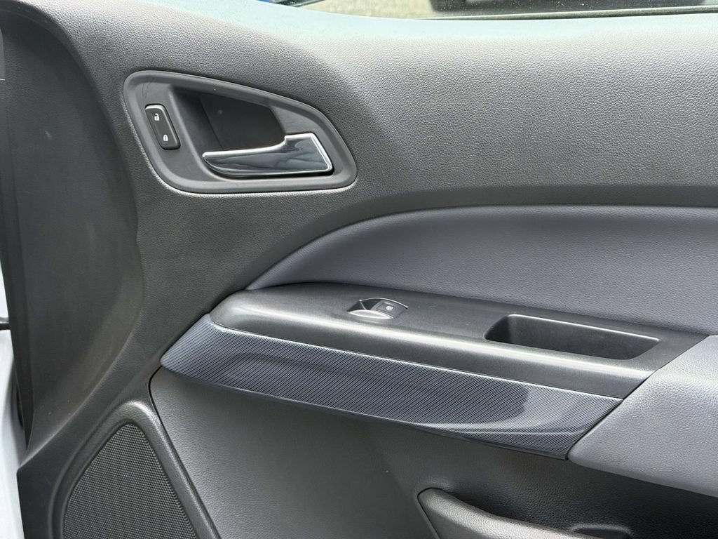 Used 2019 Chevrolet Colorado Z71 AWD/4WD image 8