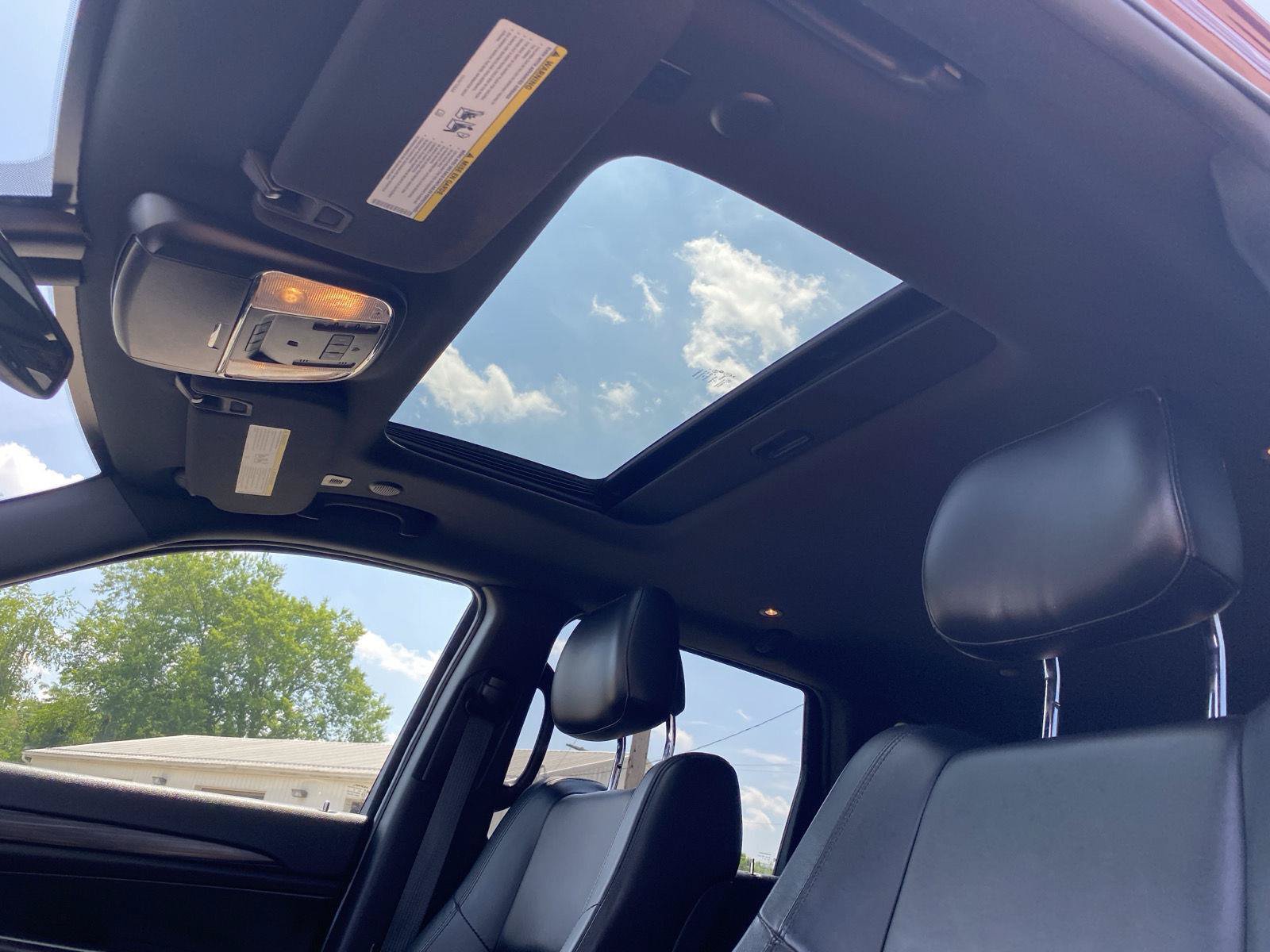 Used 2019 Jeep Grand Cherokee Altitude AWD/4WD image 32